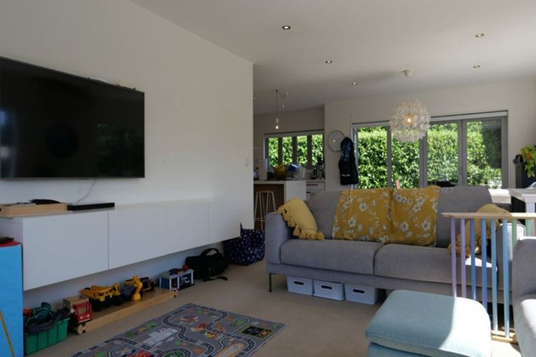 Photo of property in 61 Hillcrest Road North, Raumati Beach, Paraparaumu, 5032