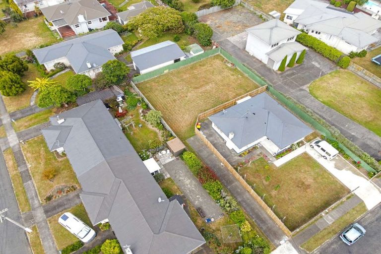 Photo of property in 27a Elizabeth Street, Levin, 5510