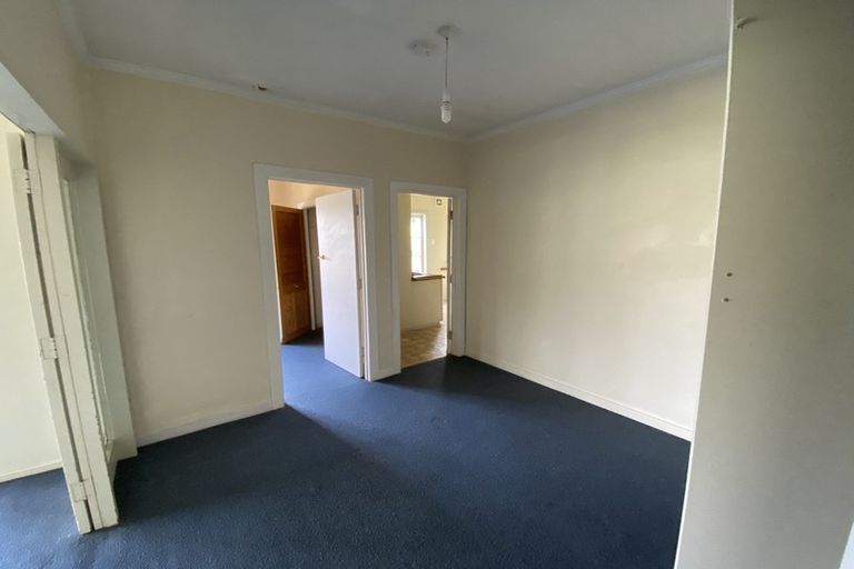 Photo of property in 87 Konini Road, Titirangi, Auckland, 0604