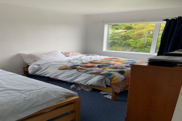 Photo of property in 6 Huntingdon Street, Northland, Wellington, 6012