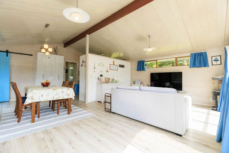 Photo of property in 12 Ngahere Street, Stokes Valley, Lower Hutt, 5019