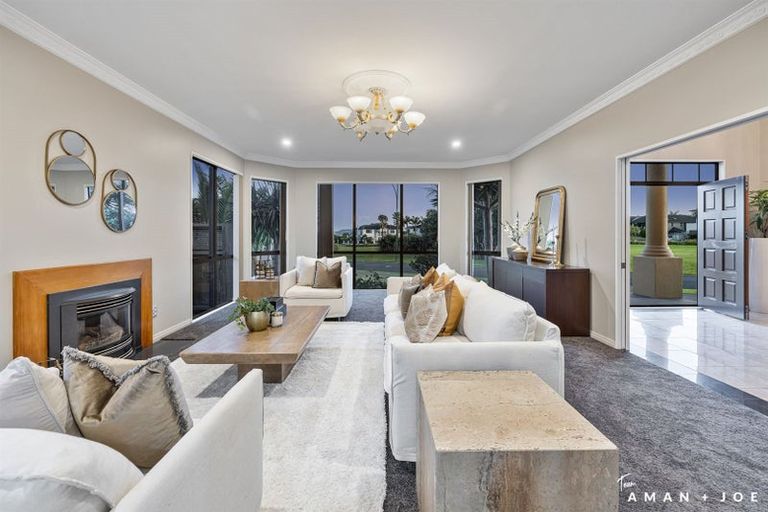 Photo of property in 8 Waikura Drive, Te Atatu Peninsula, Auckland, 0610