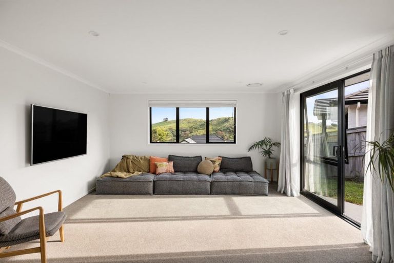 Photo of property in 20 Moira Close, Welcome Bay, Tauranga, 3175