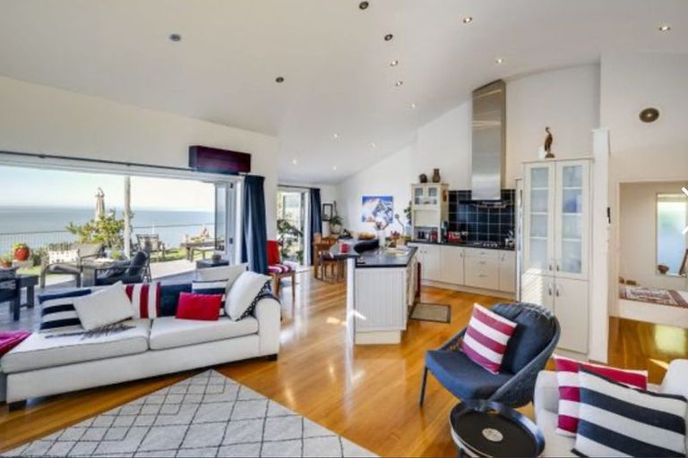 Photo of property in 130a Priestley Terrace, Bluff Hill, Napier, 4110