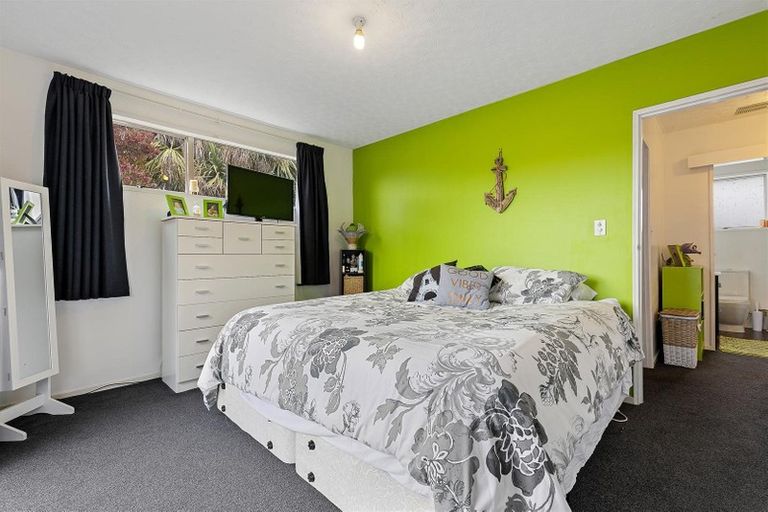 Photo of property in 3/14a Frederick Street, Waltham, Christchurch, 8011