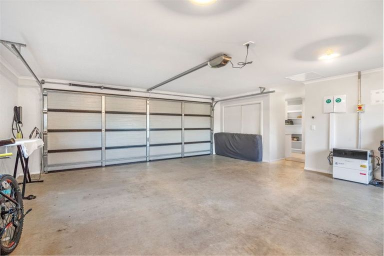 Photo of property in 5 Boyce Crescent, Cambridge, 3434
