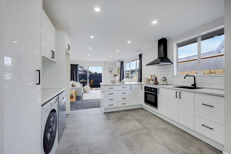 Photo of property in 56f2- Ward Street, Trentham, Upper Hutt, 5018