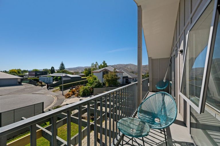Photo of property in 9 Austral Place, Cromwell, 9310