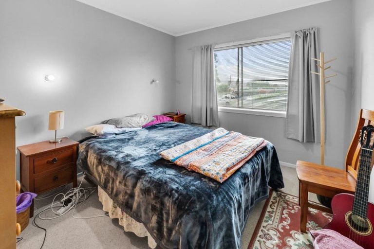 Photo of property in 300 Malfroy Road, Pomare, Rotorua, 3015