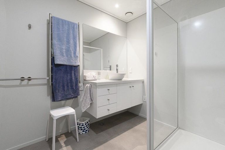Photo of property in 12/72e Devonport Road, Tauranga, 3110