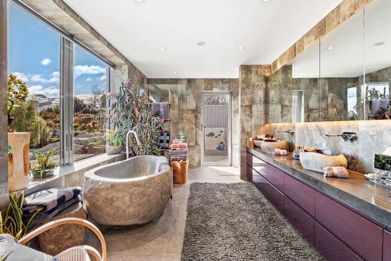Photo of property in 6 Caldwell Lane, Lake Hayes, Queenstown, 9371