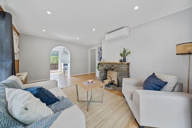 Photo of property in 6 Logie Street, Stokes Valley, Lower Hutt, 5019