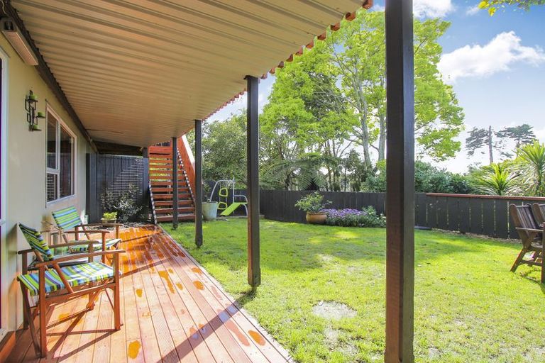 Photo of property in 40 Keegan Drive, Massey, Auckland, 0614