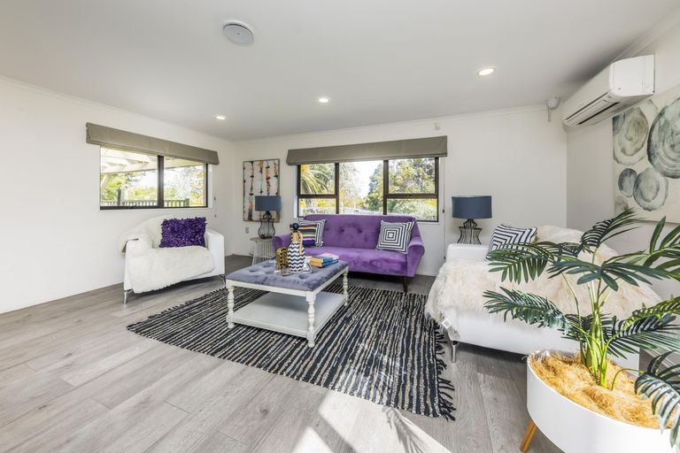 Photo of property in 32 Gracechurch Drive, Flat Bush, Auckland, 2016