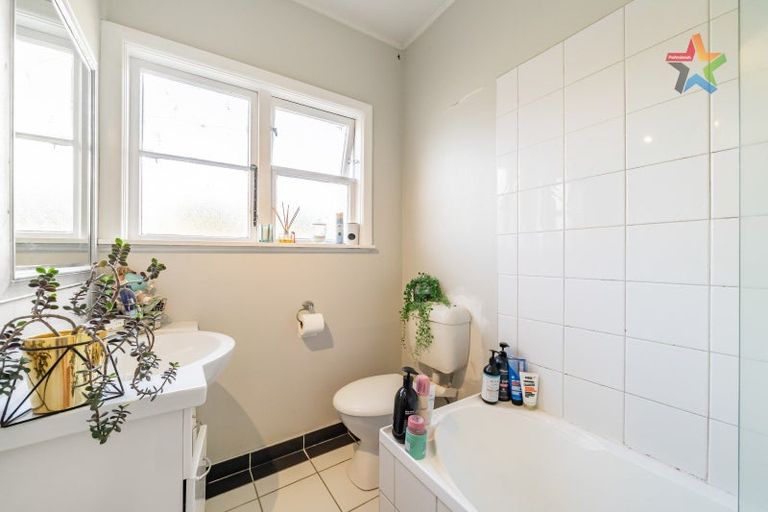 Photo of property in 38 Hall Crescent, Epuni, Lower Hutt, 5011