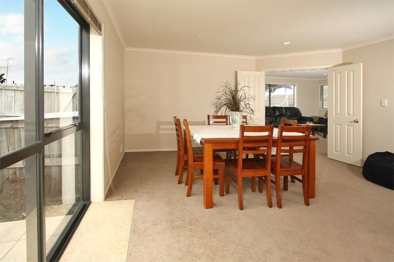 Photo of property in 25 Toomer Place, Beachlands, Auckland, 2018