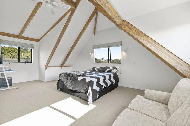 Photo of property in 94a /2 Coronation Road, Hillcrest, Auckland, 0627
