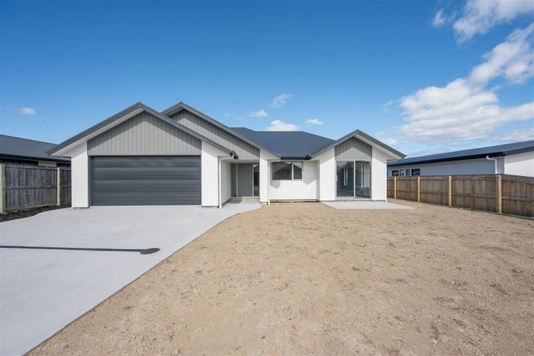 Photo of property in 6 Lassen Place, Stoke, Nelson, 7011