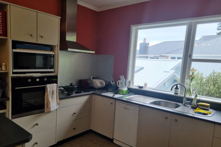 Photo of property in 91 Farnham Street, Mornington, Wellington, 6021