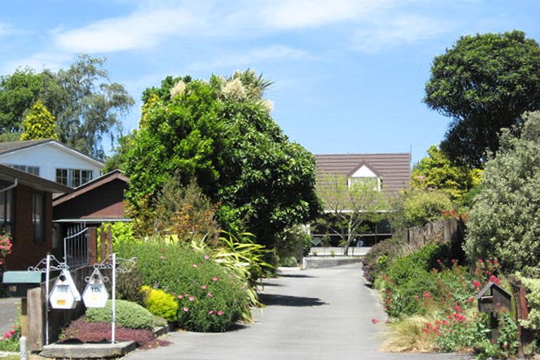 Photo of property in 10b Geraldo Place, Russley, Christchurch, 8042