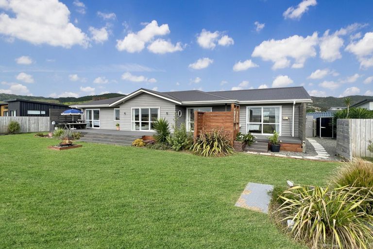 Photo of property in 36 Westside Road, Port Waikato, Tuakau, 2695