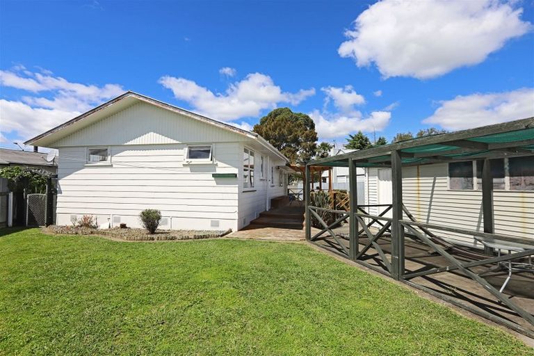 Photo of property in 104 Wilson Road, Flaxmere, Hastings, 4120