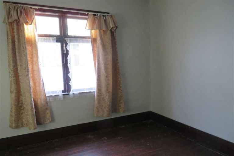 Photo of property in 132 Karaka Road, Thames, 3500