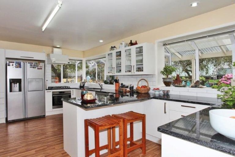 Photo of property in 222 Yaldhurst Road, Avonhead, Christchurch, 8042