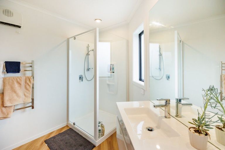 Photo of property in 172 Kingsdale Park Drive, Aokautere, Palmerston North, 4471