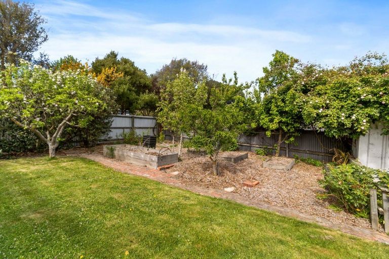 Photo of property in 10 White Street, Waimataitai, Timaru, 7910