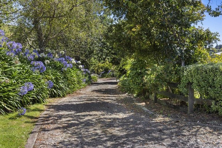 Photo of property in 543 Mataro Road, Onaero, Urenui, 4375