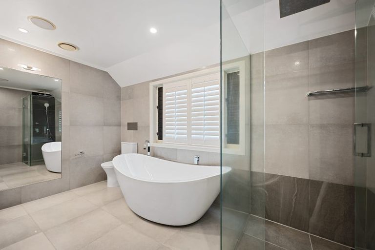 Photo of property in 47 Saltburn Road, Milford, Auckland, 0620