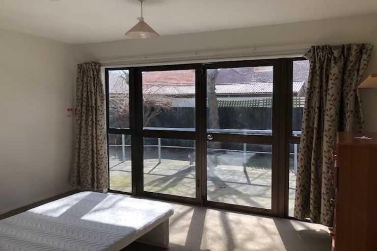 Photo of property in Tranquil Lodge Backpackers, 440 Manchester Street, St Albans, Christchurch, 8014