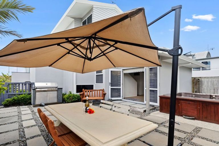 Photo of property in 960a Papamoa Beach Road, Papamoa Beach, Papamoa, 3118