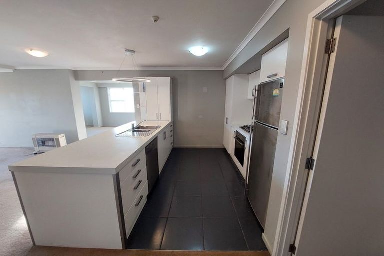Photo of property in 45 Vivian Street, New Plymouth, 4310