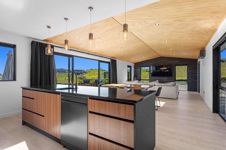 Photo of property in 92 Tiro Kina Road, Tasman, Upper Moutere, 7175