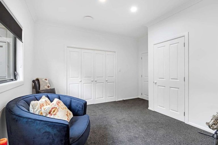 Photo of property in 1 Shakespeare Road, Bastia Hill, Whanganui, 4500