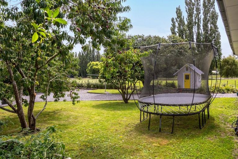 Photo of property in 2437 State Highway 2, Greytown, 5794