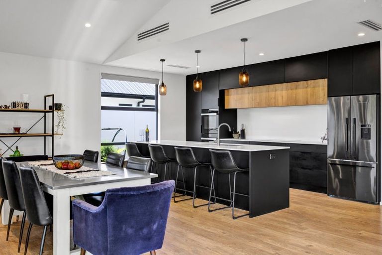 Photo of property in 4/20 Gordon Street, Glen Avon, New Plymouth, 4312
