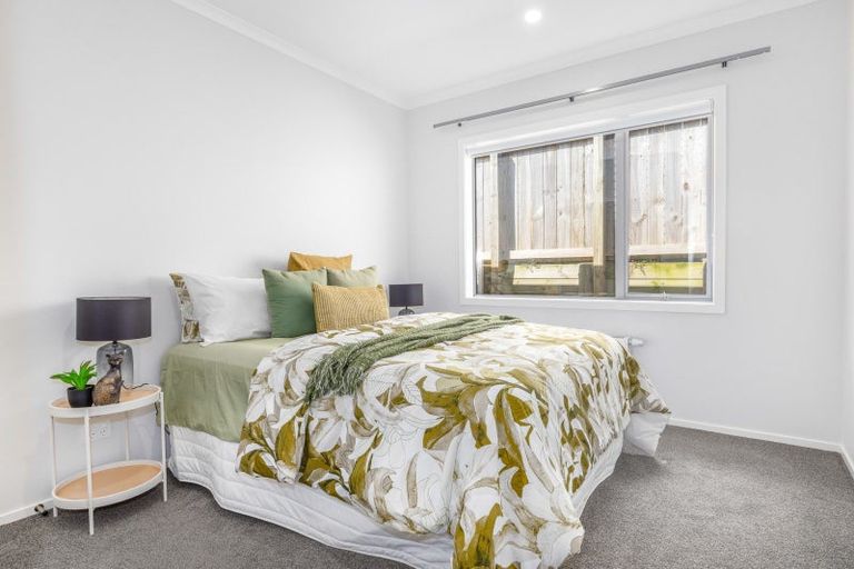 Photo of property in 18 Schooner Drive, Whitby, Porirua, 5024