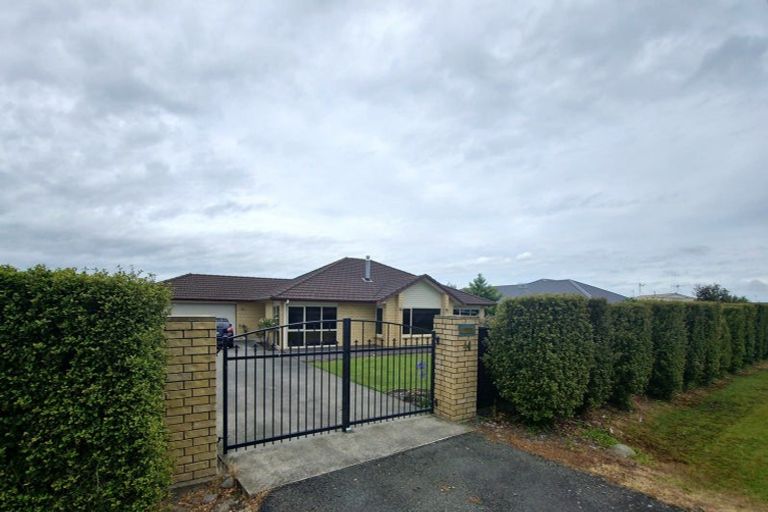 Photo of property in 44 Phillips Street, Sanson, 4817
