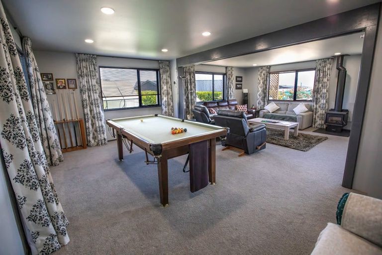 Photo of property in 59 James Drive, Diamond Harbour,  8971