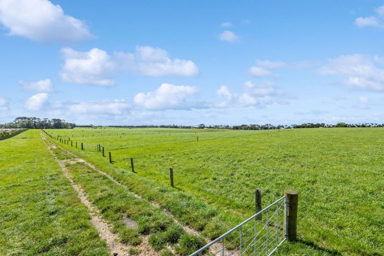 Photo of property in 50 Johnston Street, Brixton, Waitara, 4382