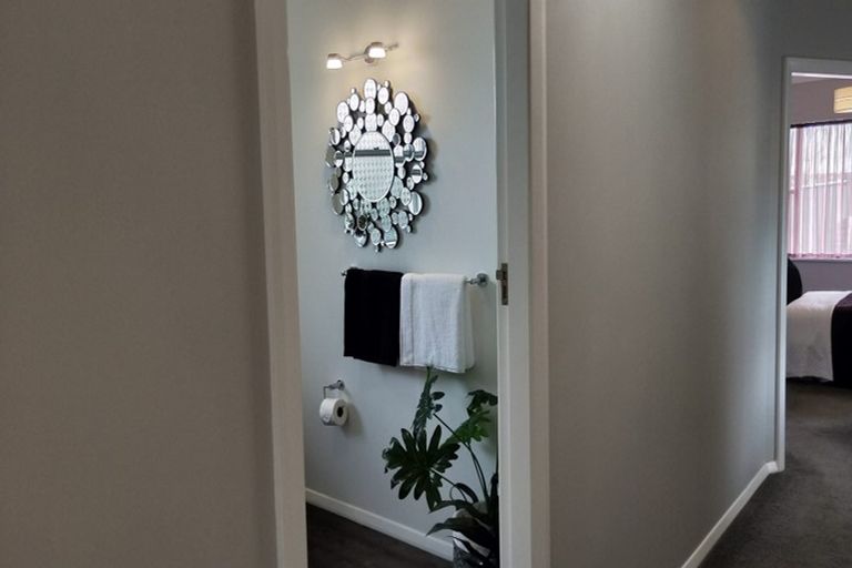 Photo of property in 26 Ihle Street, Terrace End, Palmerston North, 4410