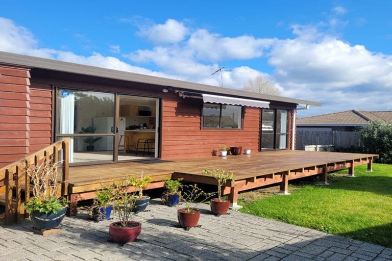 Photo of property in 27 Septimus Place, Henderson, Auckland, 0612