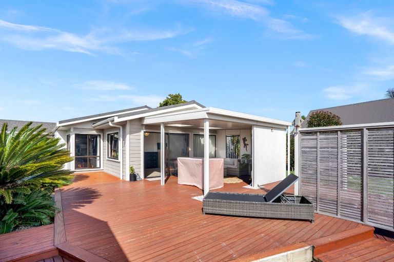 Photo of property in 336 One Tree Point Road, One Tree Point, 0118