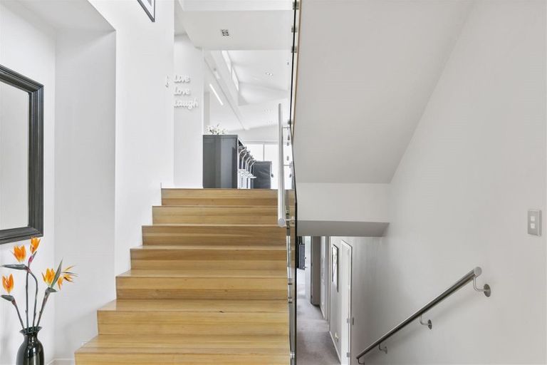 Photo of property in 99 Jubilee Road, Khandallah, Wellington, 6035