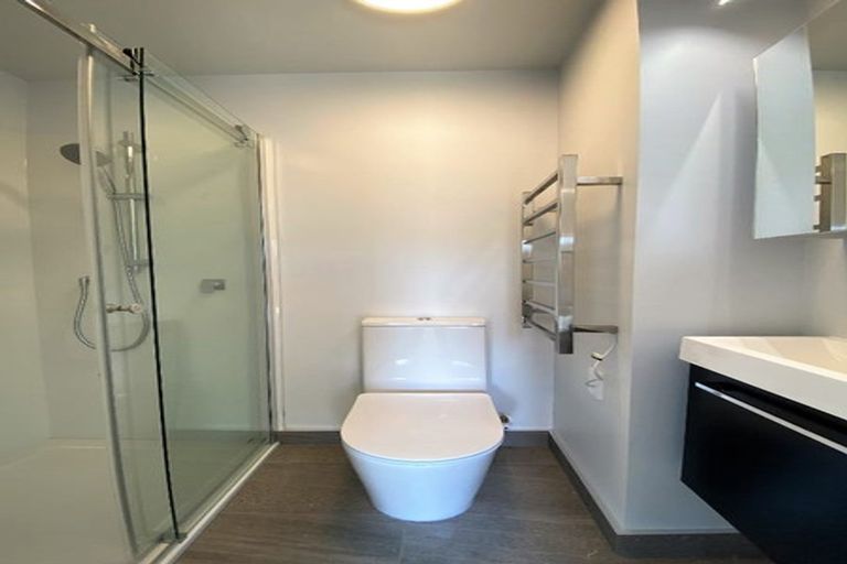 Photo of property in 2u1 Hindmarsh Street, Johnsonville, Wellington, 6037