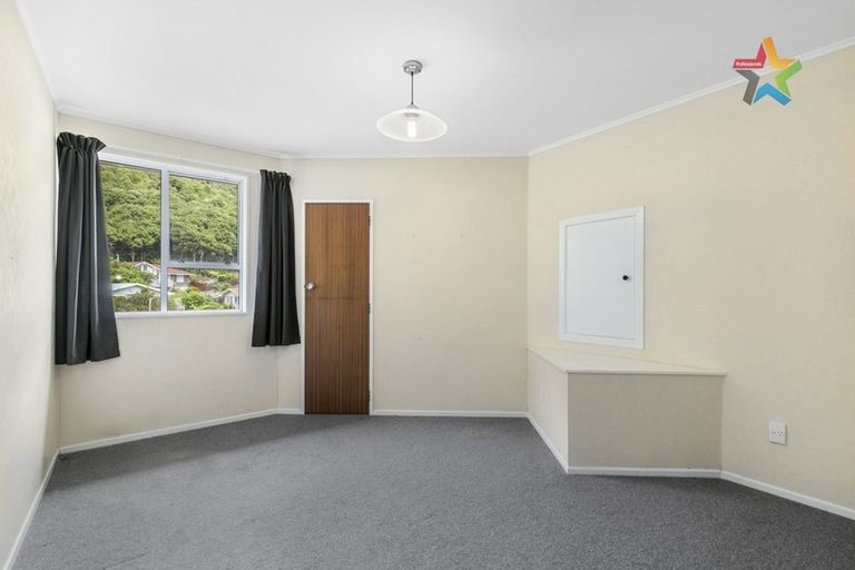 Photo of property in 33 Mission Street, Waterloo, Lower Hutt, 5011
