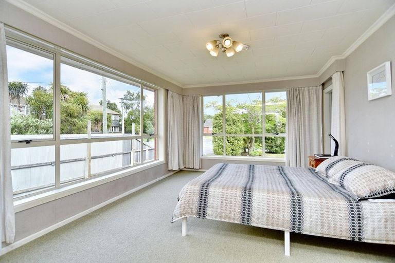 Photo of property in 1 Finlay Place, Woolston, Christchurch, 8023